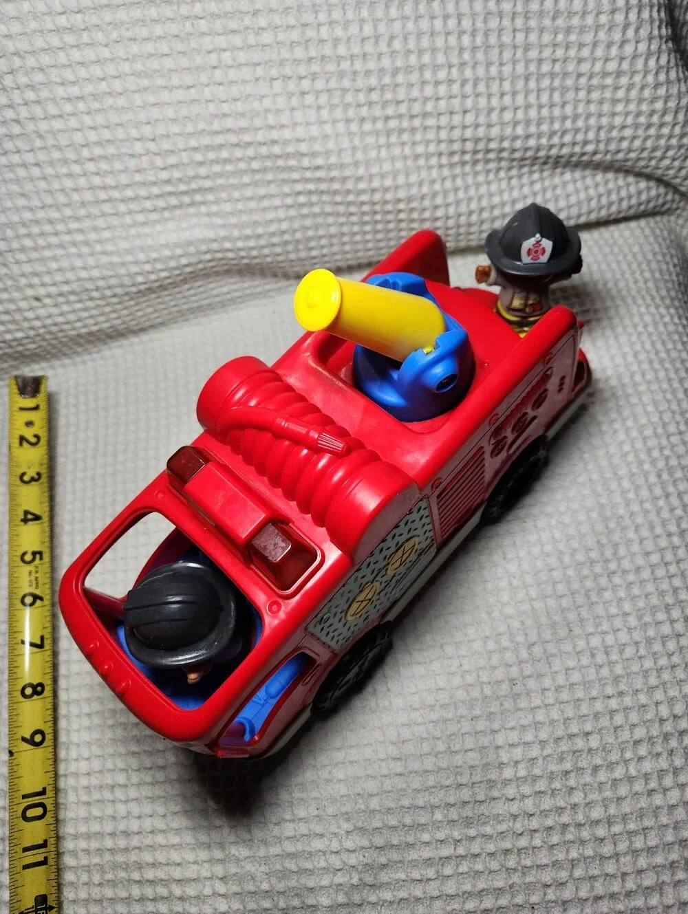 Little People Fisher-Price Red Fire Truck with Two Firefighter Figures